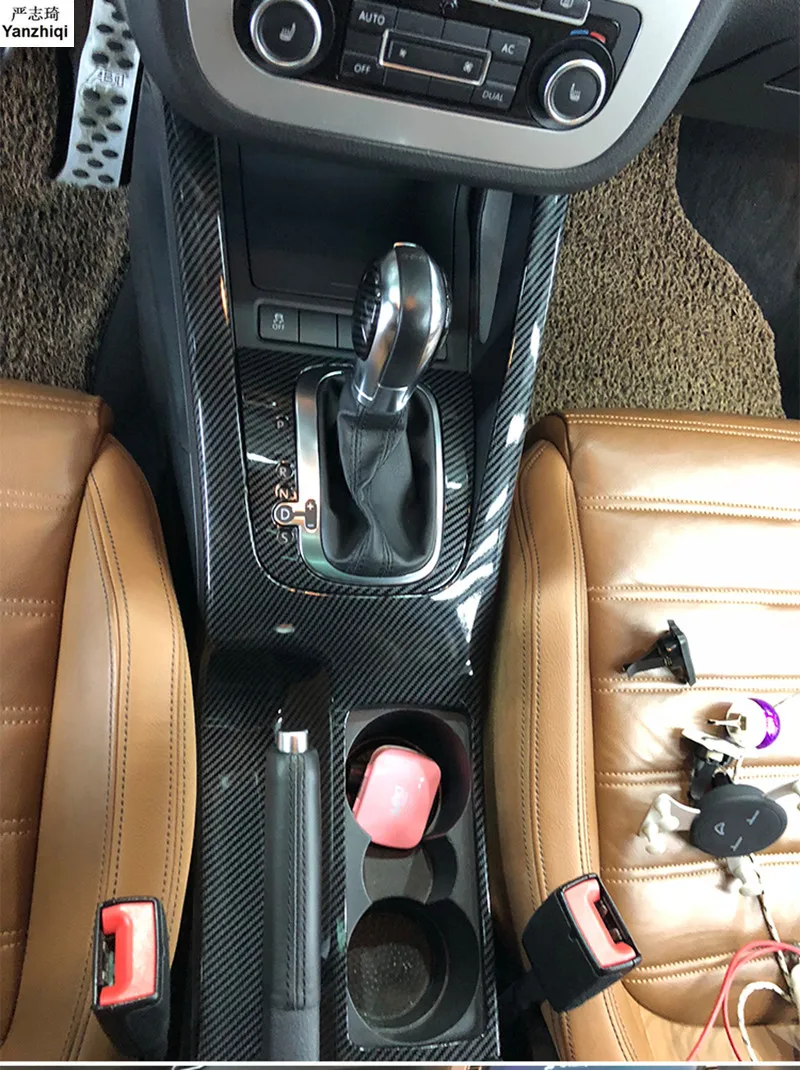 1pc carbon fiber ABS material gear panel and Drinking glass decoration cover for 2006-2016 Volkswagen VW JETTA GOLG5 MK5 ESO
1pc carbon fiber ABS material gear panel and Drinking glass decoration cover for 2006-2016 Volkswagen VW JETTA GOLG5 MK5 ESO