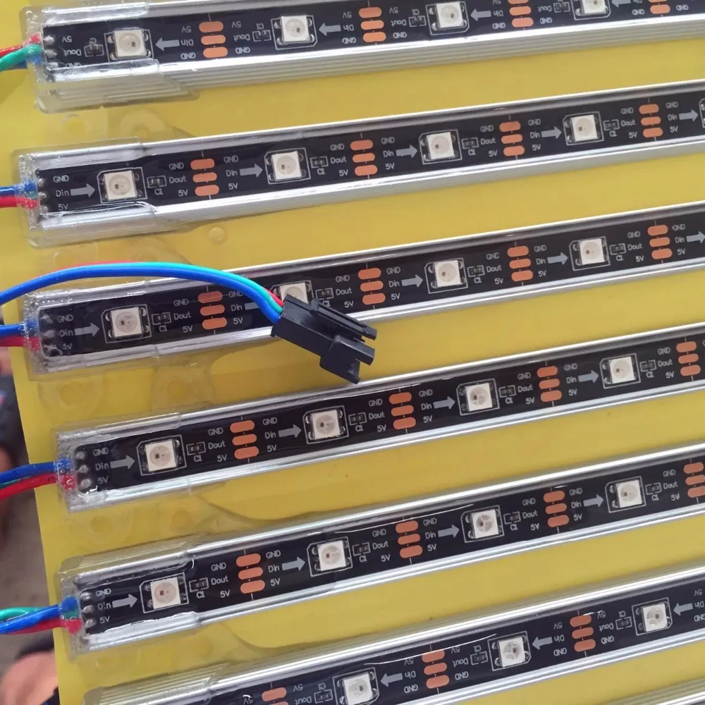 1M long addressable WS2812B DC5V 32LEDs led smart rigd bar;IP68 rated,U type alu shell;black pcb
1M long addressable WS2812B DC5V 32LEDs led smart rigd bar;IP68 rated,U type alu shell;black pcb