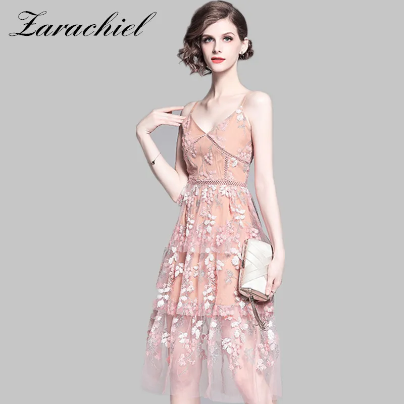 Self Portrait Flower Sequined Embroidery Dress For Women 2019 Summer Sexy Pink Layers Mesh Mid-Calf Length Spaghetti Strap Dress
Self Portrait Flower Sequined Embroidery Dress For Women 2019 Summer Sexy Pink Layers Mesh Mid-Calf Length Spaghetti Strap Dress