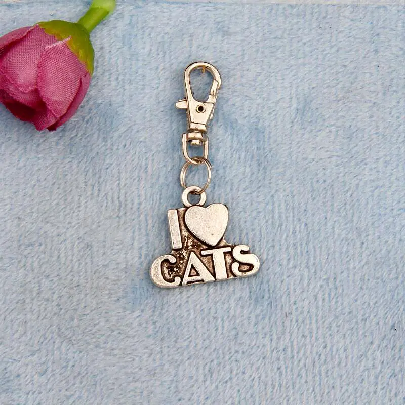 New 50pcs Vintage Silver I Love Cat Charm Rotation Lobster Button Keychain Gifts Fit DIY Key Chains Jewelry For Women&Men J666
New 50pcs Vintage Silver I Love Cat Charm Rotation Lobster Button Keychain Gifts Fit DIY Key Chains Jewelry For Women&Men J666