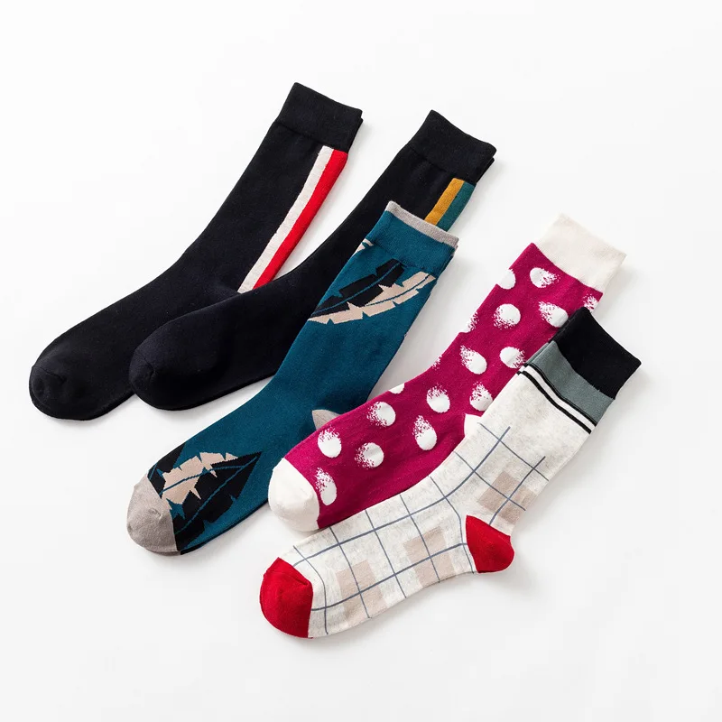Autumn and winter new European and American tide socks men's cotton socks large size in the high tube happy socks
Autumn and winter new European and American tide socks men's cotton socks large size in the high tube happy socks