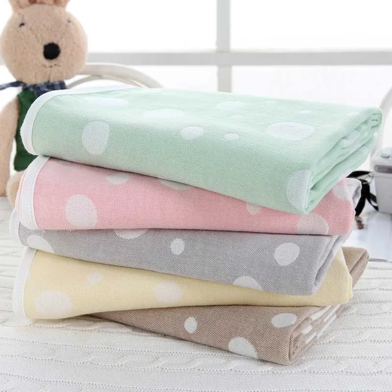 Cotton Baby Gauze Children Quilt Knitted Quilts Newborn Bath Towel Wrap Blanket Spring Summer Children Stroller Coverlet Bedding
Cotton Baby Gauze Children Quilt Knitted Quilts Newborn Bath Towel Wrap Blanket Spring Summer Children Stroller Coverlet Bedding