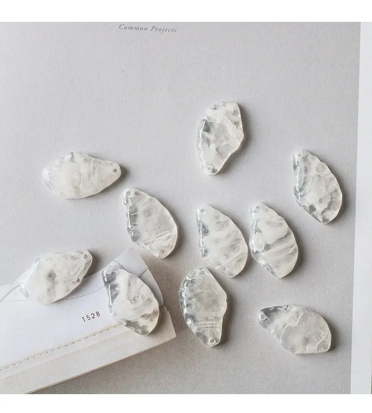 50PCS 20*33mm Resin Material Transparent Irregular Geometry Charm for Earring DIY Handmade Jewelry Accessory Findings wholesale
50PCS 20*33mm Resin Material Transparent Irregular Geometry Charm for Earring DIY Handmade Jewelry Accessory Findings wholesale