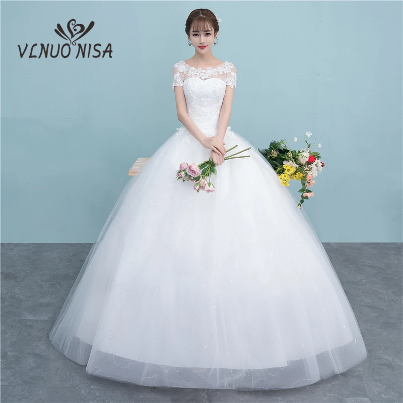 Custom Made New Style Elegant Lace Wedding Dress Fashion Simple O-Neck Appliques Sequins Ball Gown Plus Size Bridal Dress
Custom Made New Style Elegant Lace Wedding Dress Fashion Simple O-Neck Appliques Sequins Ball Gown Plus Size Bridal Dress