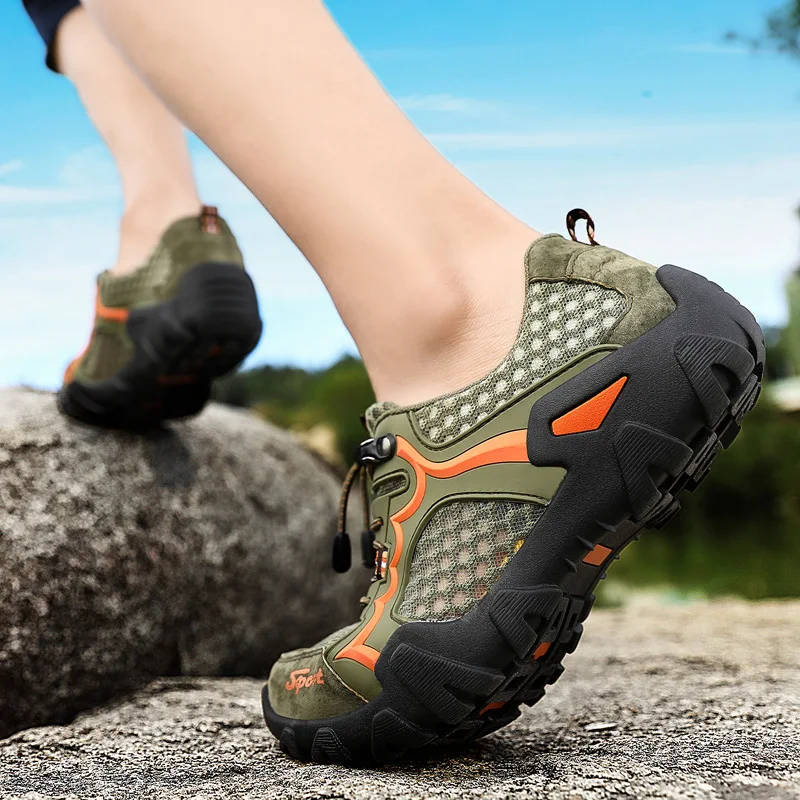 Summer the male tennis shoes face ventilation summer outdoor hiking shoes fashion shoes men's casual shoes on foot movement
Summer the male tennis shoes face ventilation summer outdoor hiking shoes fashion shoes men's casual shoes on foot movement