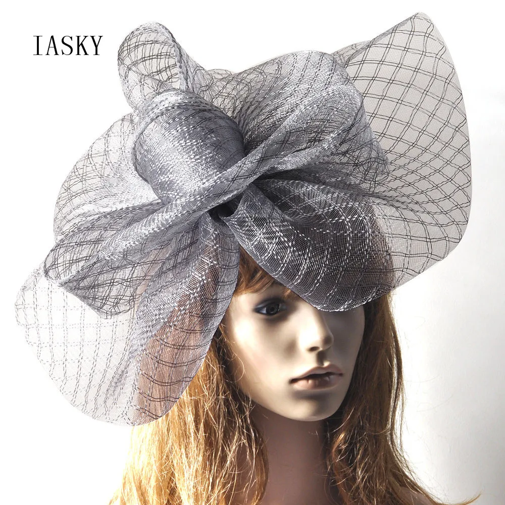 BIg Grey Grid Fascinator Hair Clip Women French Style Church Horse Race Party Ladies Wedding Hat Fashion Fascinator Headwear 
BIg Grey Grid Fascinator Hair Clip Women French Style Church Horse Race Party Ladies Wedding Hat Fashion Fascinator Headwear