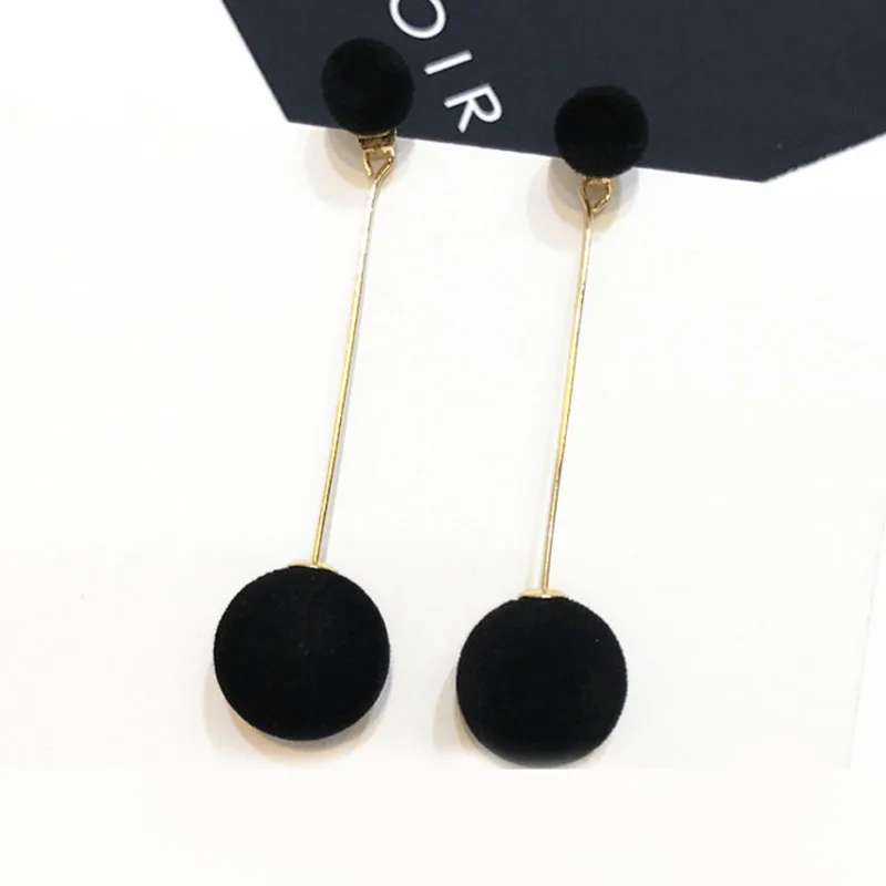 Rhinestones Personality Temperament Full Fur Ball Crystal Earrings Korean Minimalist Hair Ball Earring DD1500
Rhinestones Personality Temperament Full Fur Ball Crystal Earrings Korean Minimalist Hair Ball Earring DD1500
