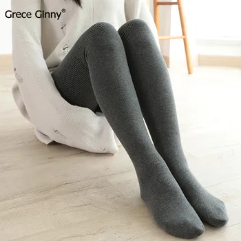 1000D cotton autumn and winter thickening section warm fine plus velvet vertical stripes step on the foot to pantyhose
1000D cotton autumn and winter thickening section warm fine plus velvet vertical stripes step on the foot to pantyhose