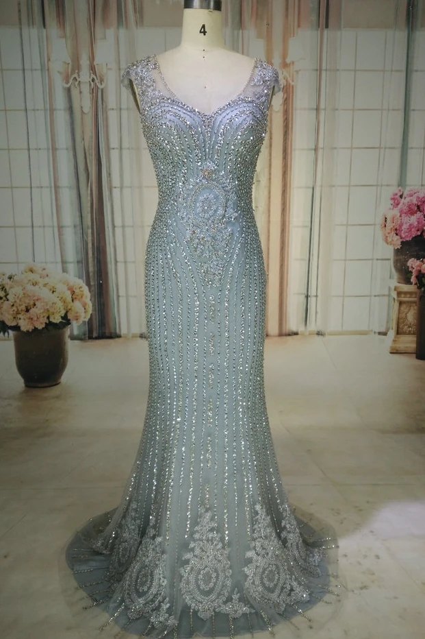 Luxury Grey V neck Mermaid Evening Dresses Sweep Train Beading Crystal Sparkly Evening Gown Robe De Soiree
Luxury Grey V neck Mermaid Evening Dresses Sweep Train Beading Crystal Sparkly Evening Gown Robe De Soiree