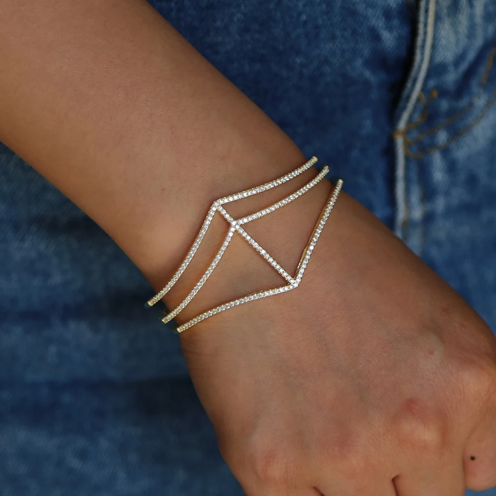 New luxury AAA+ CZ Rows Elegant Double lines Bracelet Gold Silver Color Wedding Bridal Arm Bangle Cuff bangle high quality 2018
New luxury AAA+ CZ Rows Elegant Double lines Bracelet Gold Silver Color Wedding Bridal Arm Bangle Cuff bangle high quality 2018
