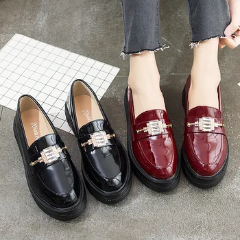 2019 single shoes female with wedges round head British wind small shoes wild thick bottom sponge cake patent leather
2019 single shoes female with wedges round head British wind small shoes wild thick bottom sponge cake patent leather