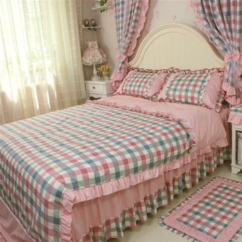 4pcs/set 100% cotton bedding set classic plaid ruffle duvet cover printed bedspread bedskirt princess bedclothe wedding bedding
4pcs/set 100% cotton bedding set classic plaid ruffle duvet cover printed bedspread bedskirt princess bedclothe wedding bedding