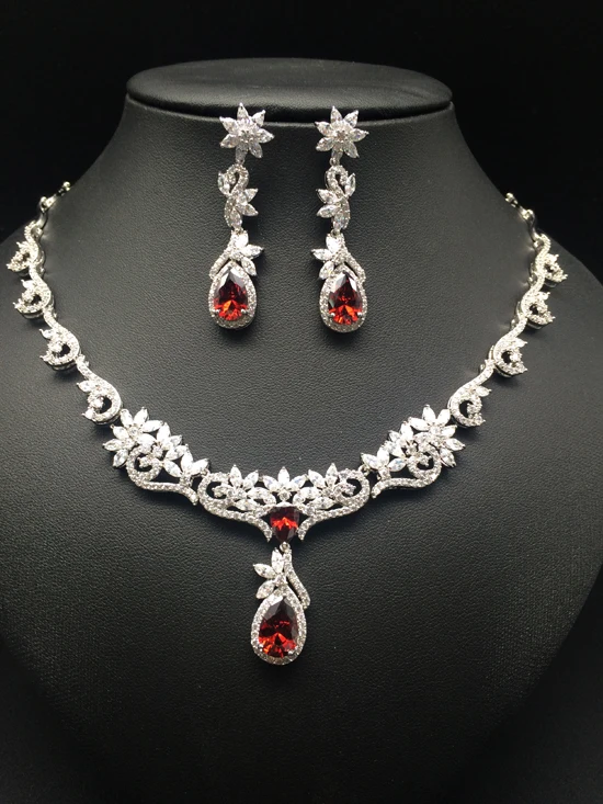2019 NEW FASHION,Retro microinlay Flower vine red zircon bride necklace earring set,wedding bride party dress banquet jewelry
2019 NEW FASHION,Retro microinlay Flower vine red zircon bride necklace earring set,wedding bride party dress banquet jewelry