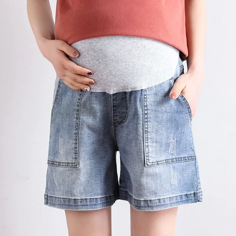 Large size pregnant shorts, thin and loose leisure women's jeans, summer wearing braces maternity pregnancy clothes
Large size pregnant shorts, thin and loose leisure women's jeans, summer wearing braces maternity pregnancy clothes
