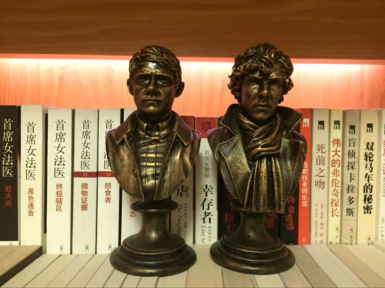 2Pcs-Watson-Sherlock-Holmes-Action-Toy-Figure-Bust-Resin-Statue-Action-Figures-Doll-Resin-Benedict-Cumberbatch
