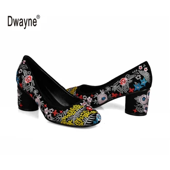Big Size EU36-43 Women Embroider Cow Leather TV Pumps Ethnic Shoes Woman Wedding Shoes Bombas mujer chaussure femme 1125
Big Size EU36-43 Women Embroider Cow Leather TV Pumps Ethnic Shoes Woman Wedding Shoes Bombas mujer chaussure femme 1125