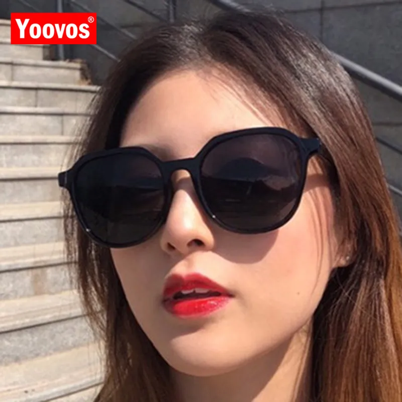 Yoovos 2023 Fashion Street Beat Sunglasses Women Vintage Luxury Classic Sun Glasses For Men Retro Oculos De Sol Feminino UV400
Yoovos 2023 Fashion Street Beat Sunglasses Women Vintage Luxury Classic Sun Glasses For Men Retro Oculos De Sol Feminino UV400