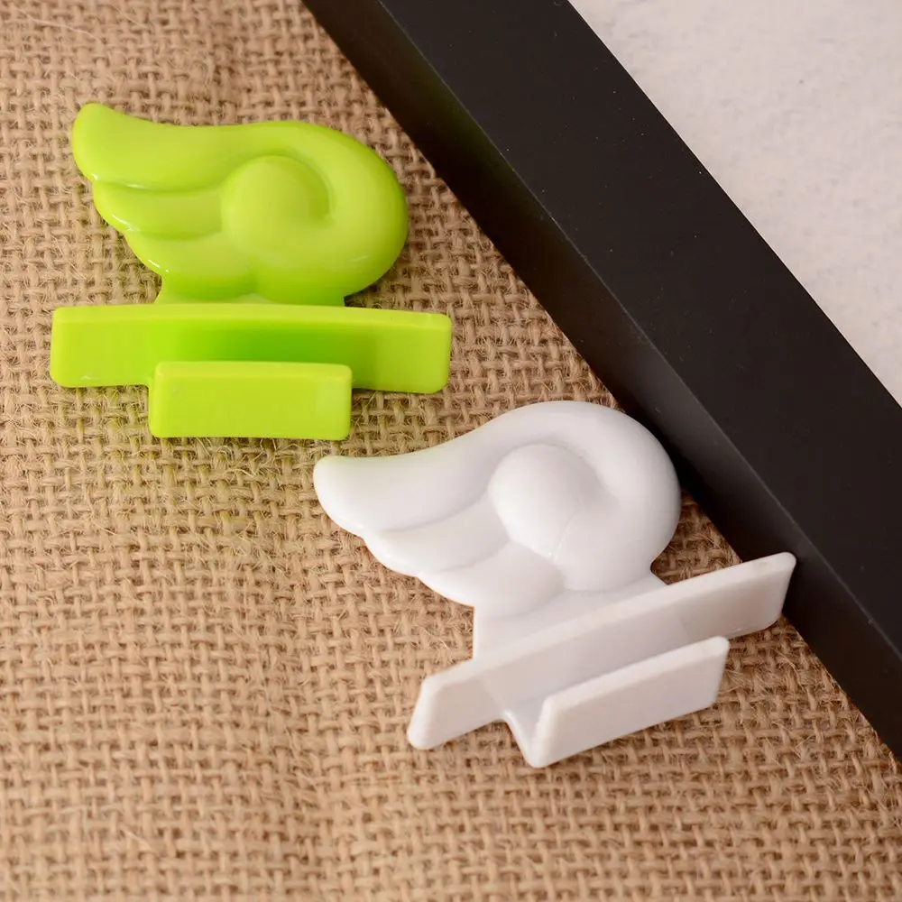 1pc Pop Angel Wing Sanitary Toilet Seat Cover Lifter Toilet Seat Cover Lift Handle Toilet Seat Holder for Travel Home Bathroom C
1pc Pop Angel Wing Sanitary Toilet Seat Cover Lifter Toilet Seat Cover Lift Handle Toilet Seat Holder for Travel Home Bathroom C
