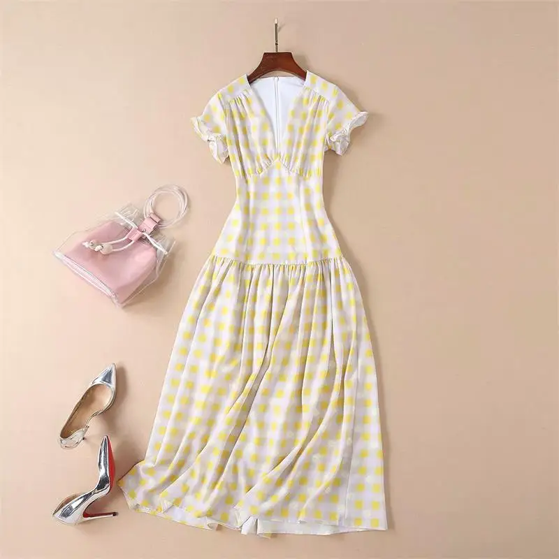 Women Runway Dress 2019 High Quality Spring Summer V-Neck Short Sleeve Plaid Print Elegant Party Dresses Vestidos NP0194
Women Runway Dress 2019 High Quality Spring Summer V-Neck Short Sleeve Plaid Print Elegant Party Dresses Vestidos NP0194