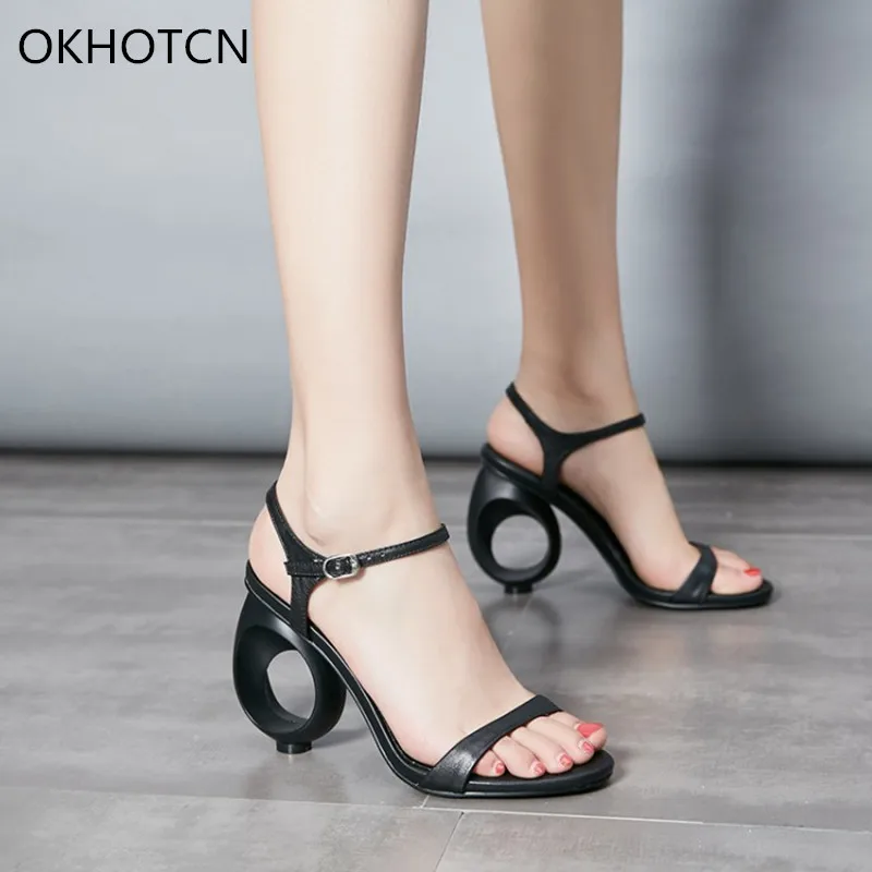Fashion New 2018 One Buckle Sandals Shoes Women Peep Toe Front & Rear Strap Strange Heel Summer Shoes Woman Party Event Shoes
Fashion New 2018 One Buckle Sandals Shoes Women Peep Toe Front & Rear Strap Strange Heel Summer Shoes Woman Party Event Shoes