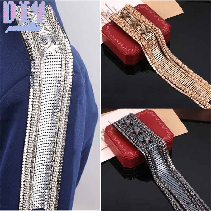 2pcs Star Handmade Fashion Tassel Chain Shoulder Board Badges Beads Fabric Metal Epaulette Military Pin on Brooch Medal
2pcs Star Handmade Fashion Tassel Chain Shoulder Board Badges Beads Fabric Metal Epaulette Military Pin on Brooch Medal