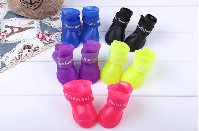 Fashion Waterproof Dog Shoes Solid Color Outdoor Rain Shoe For Dogs Pet Boots No Slip Anti Skid 4PCSSET Size S M L 5Colors 1203