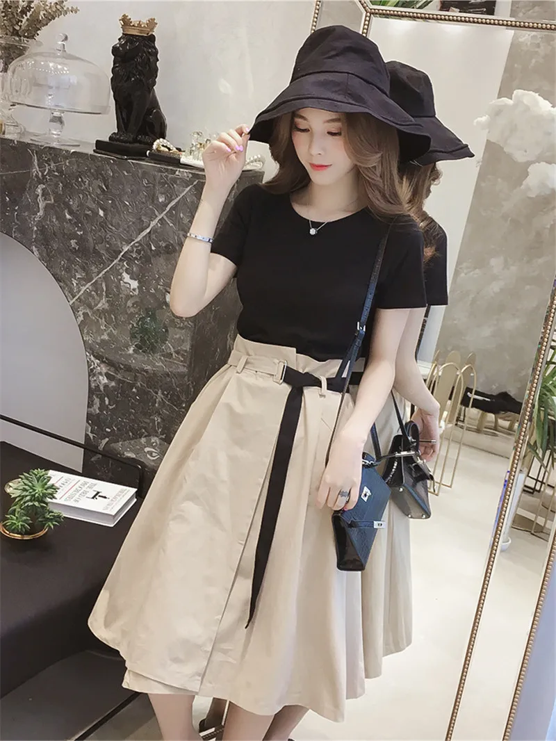 2018 Summer Women Short Sleeve Black T Shirts High Waisted Skirt Sets Chic Slim Tees&a Line Skirts Suits Casual Two Piece Sets
2018 Summer Women Short Sleeve Black T Shirts High Waisted Skirt Sets Chic Slim Tees&a Line Skirts Suits Casual Two Piece Sets