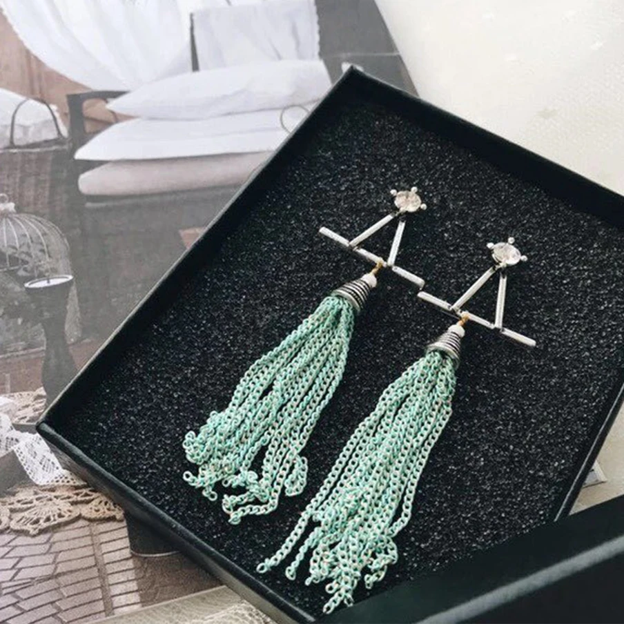 Long Drop Earrings for Women Elegant Crystal Copper Chain Tassel Earings Fashion Jewelry Gift for Girl EC6-437
Long Drop Earrings for Women Elegant Crystal Copper Chain Tassel Earings Fashion Jewelry Gift for Girl EC6-437