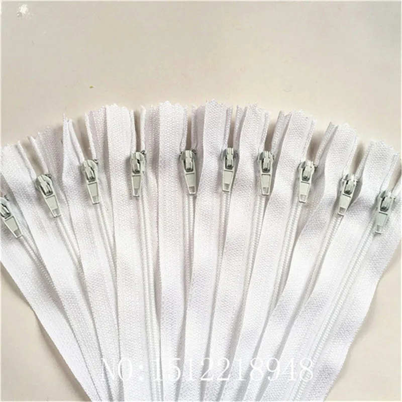 100pcs ( 12 Inch ) 30cm White Nylon Coil Zippers Tailor Sewer Craft Crafter's &FGDQRS #3 Closed End
100pcs ( 12 Inch ) 30cm White Nylon Coil Zippers Tailor Sewer Craft Crafter's &FGDQRS #3 Closed End