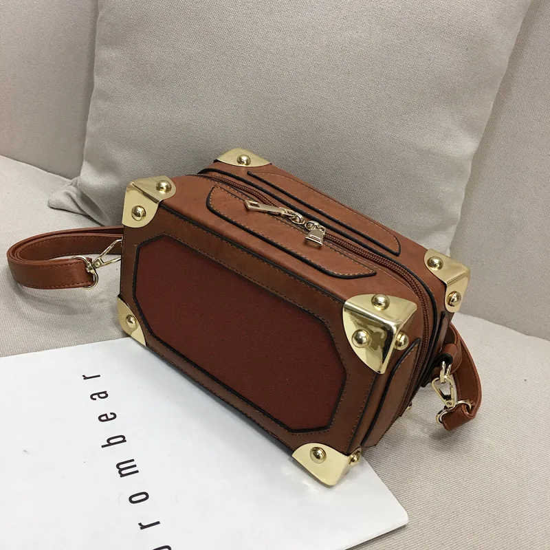 Vintage Wide Handbags Clutch Retro Women Messenger Bags Panelled Box Bag Crossbody Shoulder Bags Small Handbag Purse B289
Vintage Wide Handbags Clutch Retro Women Messenger Bags Panelled Box Bag Crossbody Shoulder Bags Small Handbag Purse B289