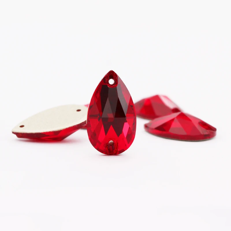 Red Teardrop Sew On Rhinestones With Two Holes Sewing On Flatback Crystals DIY Sew-on Stones Drop Beads 24 pcs/pack decoration
Red Teardrop Sew On Rhinestones With Two Holes Sewing On Flatback Crystals DIY Sew-on Stones Drop Beads 24 pcs/pack decoration
