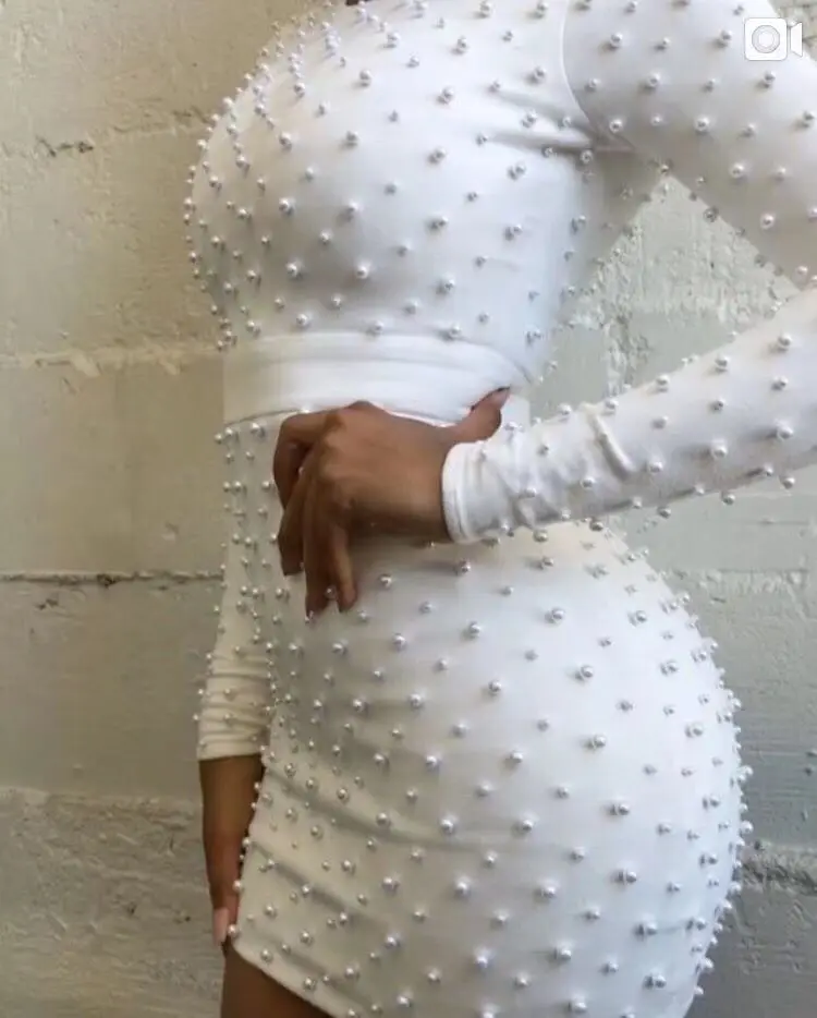 Top Quality Winter Fashion Sexy Long Sleeve Beading White Bandage Dress 2018 Knitted Elegant Designer Dress
Top Quality Winter Fashion Sexy Long Sleeve Beading White Bandage Dress 2018 Knitted Elegant Designer Dress