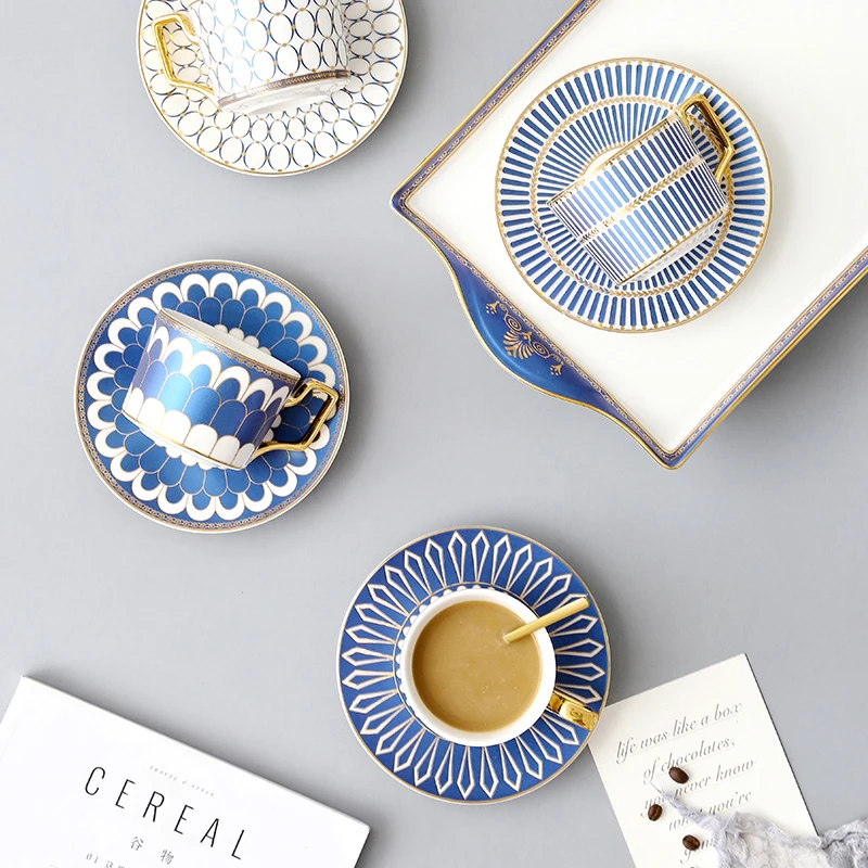 High-grade bone china coffee cup and Saucer set British Ceramic Coffee Cups Set afternoon tea gifts cup and spoon saucer
High-grade bone china coffee cup and Saucer set British Ceramic Coffee Cups Set afternoon tea gifts cup and spoon saucer