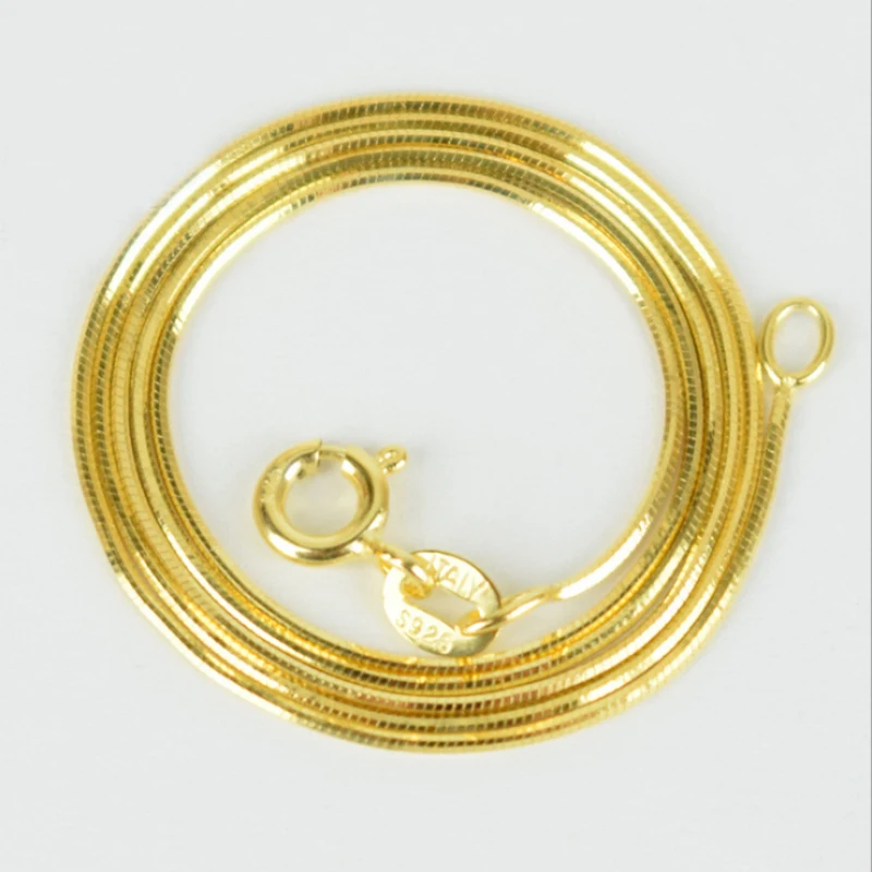 100% Real 925 Sterling Silver Chain Necklace for Women Men Girls Boys Yellow Gold Color Snake Chain Necklace Fashion Jewelry
100% Real 925 Sterling Silver Chain Necklace for Women Men Girls Boys Yellow Gold Color Snake Chain Necklace Fashion Jewelry