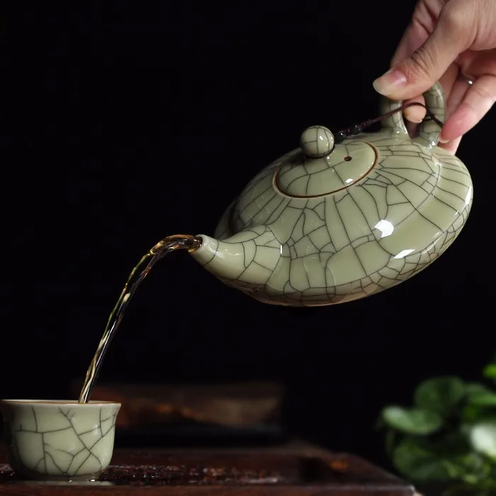 New-Hot-Sale-Crackle-Glaze-Ge-Kiln-Longquan-Celadon-300ml-Zisha-Ceramics-Arts-Flat-Teapot-Porcelain (3)