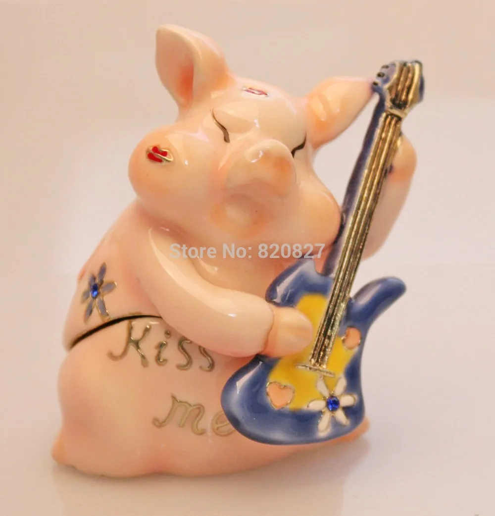 Pink Pig Playing Guitar Trinket Ring Jewelry Box Lovely Metal Pig Box Crafts Birthday Gifts
Pink Pig Playing Guitar Trinket Ring Jewelry Box Lovely Metal Pig Box Crafts Birthday Gifts