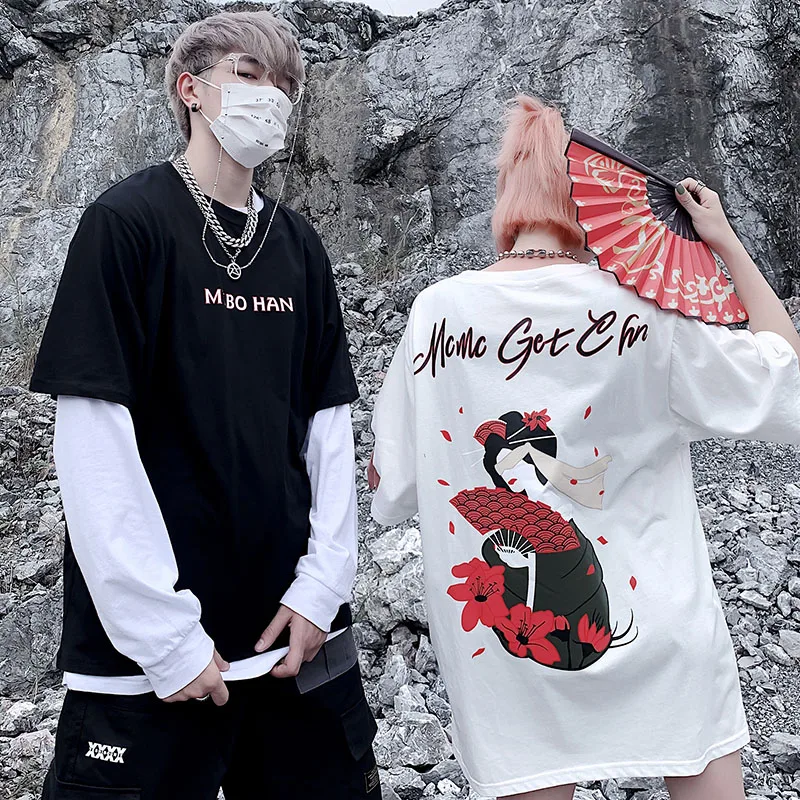 2019 Summer Japanese style singer print short-sleeved shirt couple Harajuku rock band street costume male T-shirt female Tee
2019 Summer Japanese style singer print short-sleeved shirt couple Harajuku rock band street costume male T-shirt female Tee