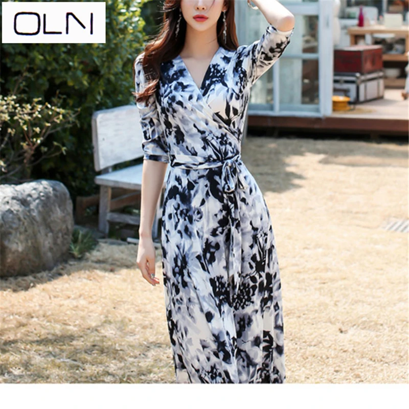 DRESS Summer new Korean version of the long double-breasted suit collar plaid fishtail Vestidos
DRESS Summer new Korean version of the long double-breasted suit collar plaid fishtail Vestidos