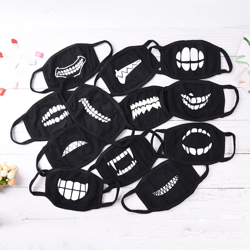 1pc Black Cool Unisex Masks Noctilucent Cotton Face Mask Mouth Mask Light In The Dark Anti Dust Keep Warm
1pc Black Cool Unisex Masks Noctilucent Cotton Face Mask Mouth Mask Light In The Dark Anti Dust Keep Warm