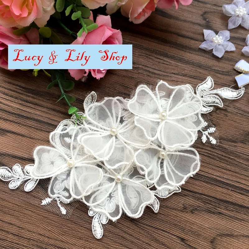 Ivory 3d lace appliques embroidery design handmade lace flowers lace patches with pearls beaded lace motif sewing for garments!
Ivory 3d lace appliques embroidery design handmade lace flowers lace patches with pearls beaded lace motif sewing for garments!