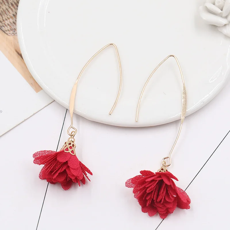 8SEASONS Fabric Flower Pendants Earrings Gold Color Fish Ear Hook Simple Trendy Bohemia Style Summer Jewelry for Women 1 Pair
8SEASONS Fabric Flower Pendants Earrings Gold Color Fish Ear Hook Simple Trendy Bohemia Style Summer Jewelry for Women 1 Pair