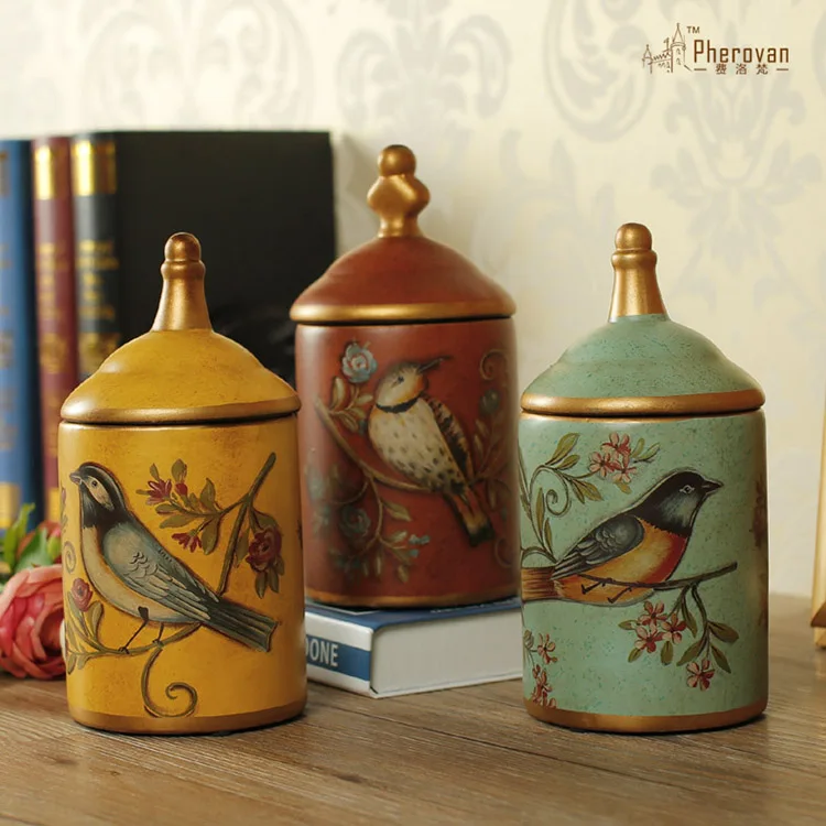 American country retro painted ceramic storage tank storage tank candy jar caddy Home Furnishing ornaments 
American country retro painted ceramic storage tank storage tank candy jar caddy Home Furnishing ornaments