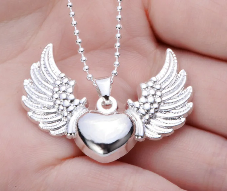 Free Shipping 2016 New Intage Women Statement Neckalce Jewelry Retro Hollow Angel Wings Heart Pendant Without Chain
Free Shipping 2016 New Intage Women Statement Neckalce Jewelry Retro Hollow Angel Wings Heart Pendant Without Chain