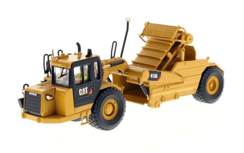 DM-85235 1:50 CAT 613G Wheel Elevating Scraper toy