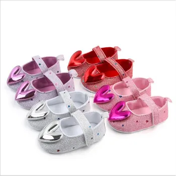 New Baby shoes Infants Girls Soft PU Shoes Soft lovely Heart Antislip Toddlers First Walkers Girls Princess Shoes
New Baby shoes Infants Girls Soft PU Shoes Soft lovely Heart Antislip Toddlers First Walkers Girls Princess Shoes