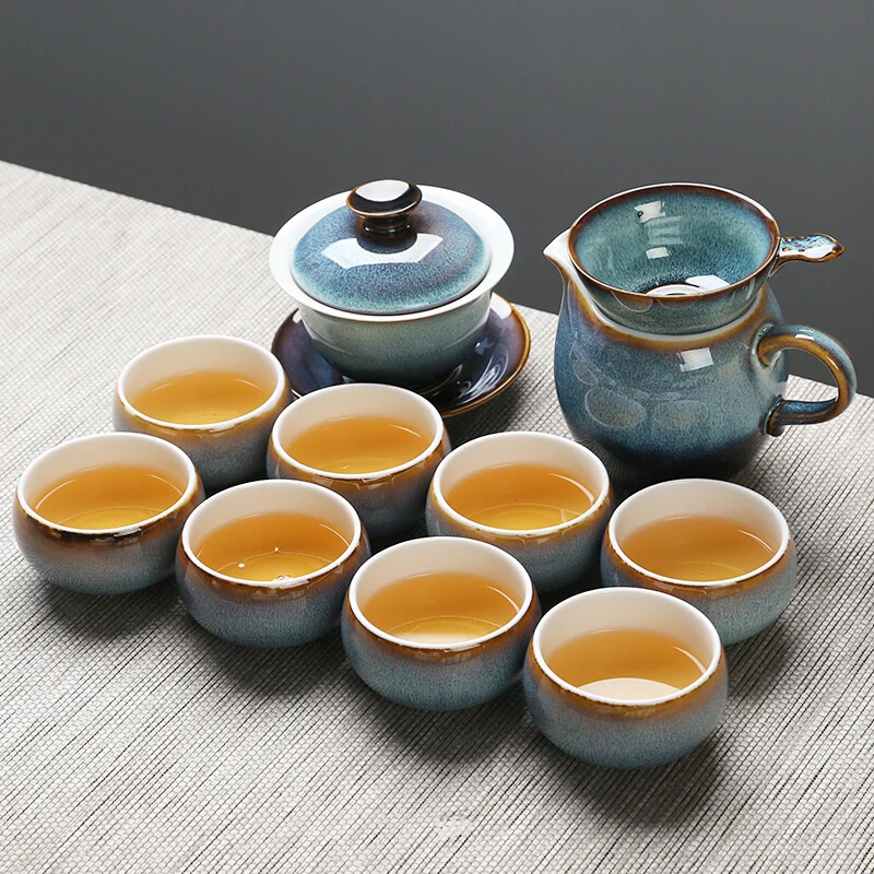 tea tray celadon tea set hand-painted gold mention beam Kung Fu tea set a teapot six cups
tea tray celadon tea set hand-painted gold mention beam Kung Fu tea set a teapot six cups