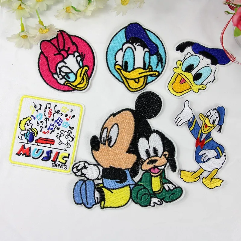 Daisy Donald Duck Mickey Minnie Patches Clothes Cartoon Badges Parches Emobroidered Iron-On Garment Apparel DIY Accessories
Daisy Donald Duck Mickey Minnie Patches Clothes Cartoon Badges Parches Emobroidered Iron-On Garment Apparel DIY Accessories