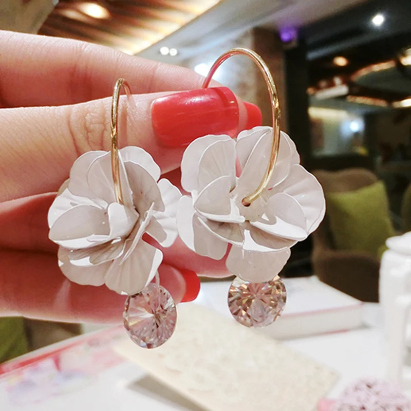 MOONROCY Tassels Earring Long White Flower Crystal Jewelry Wholesale Rose Gold Color Earrings Sweet Party Gift for Women Girls
MOONROCY Tassels Earring Long White Flower Crystal Jewelry Wholesale Rose Gold Color Earrings Sweet Party Gift for Women Girls