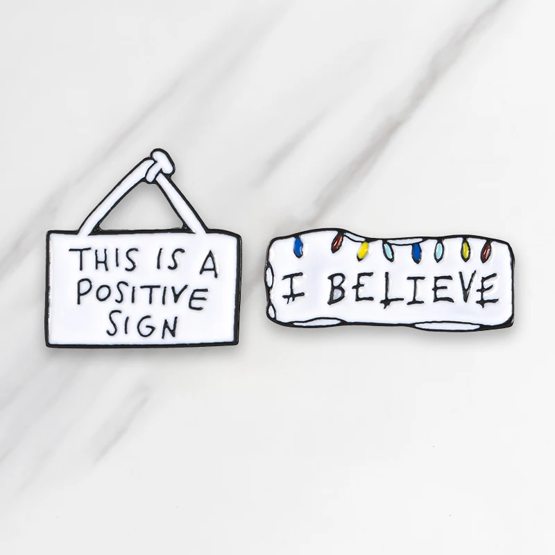 STRANGER THINGS Enamel Brooch White board Pins for clothes bag buckle Button Badge TV Series Jewelry Gift for Friends
STRANGER THINGS Enamel Brooch White board Pins for clothes bag buckle Button Badge TV Series Jewelry Gift for Friends