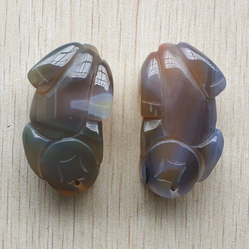 Fashion high quality natural grey onyx Carved Brave Troops Pendants for DIY jewelry making 2pcs/lot Wholesale Free shipping
Fashion high quality natural grey onyx Carved Brave Troops Pendants for DIY jewelry making 2pcs/lot Wholesale Free shipping